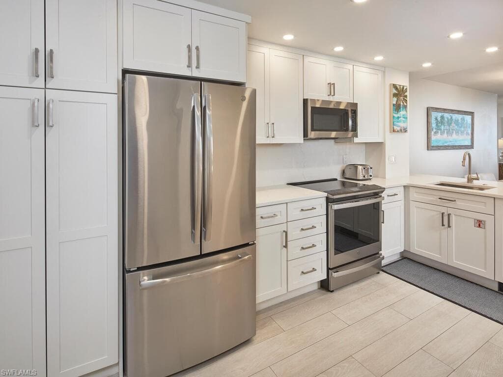 440 Seaview Ct 601, Marco Island, FL 34145-12