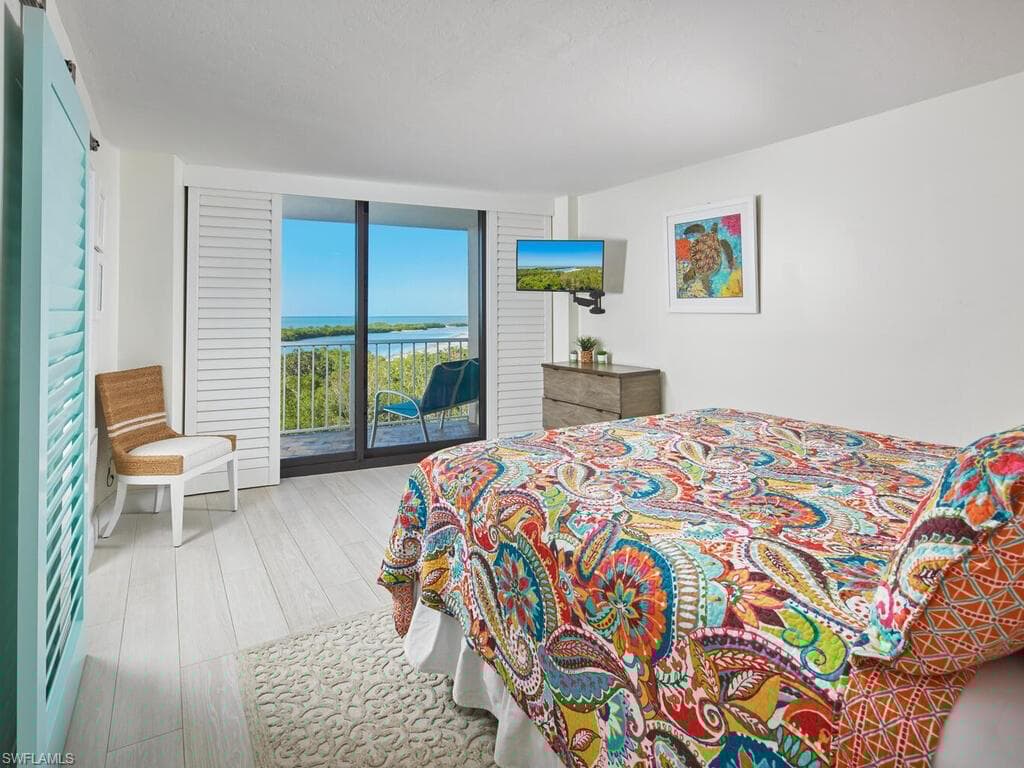 440 Seaview Ct 601, Marco Island, FL 34145-14