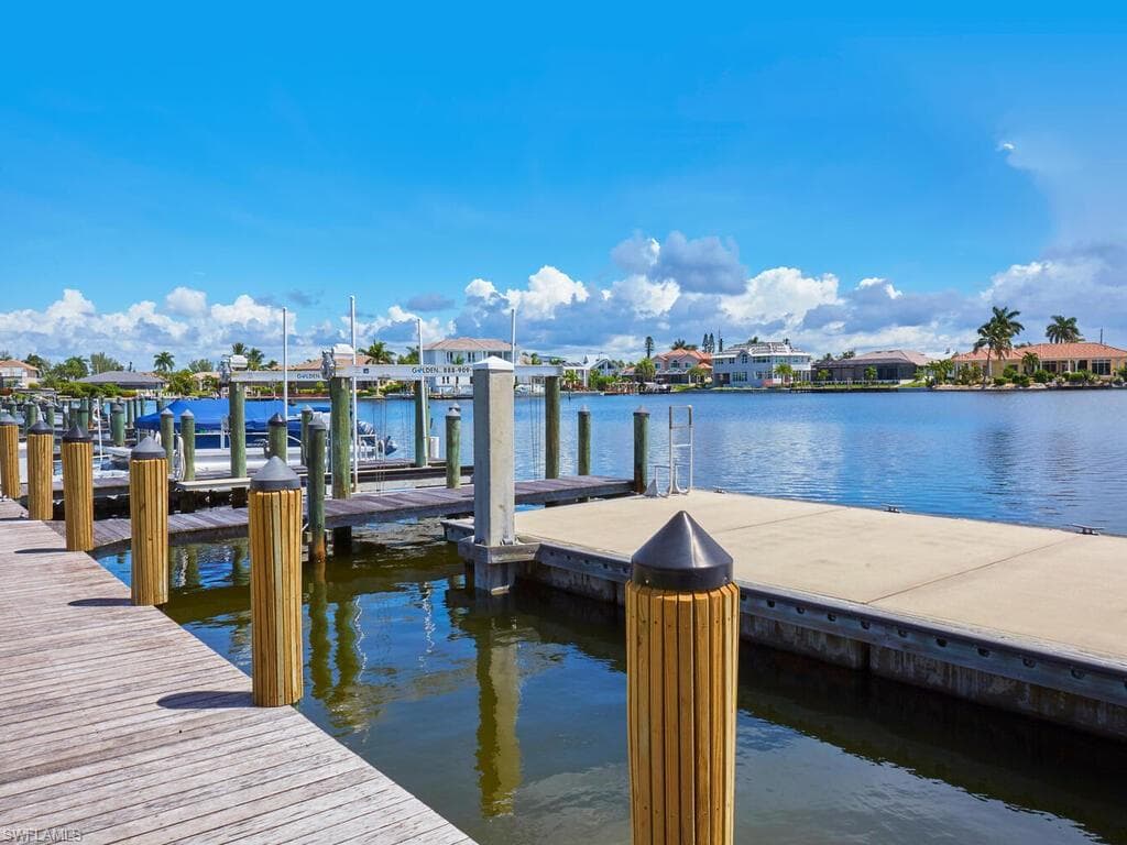 440 Seaview Ct 601, Marco Island, FL 34145-25