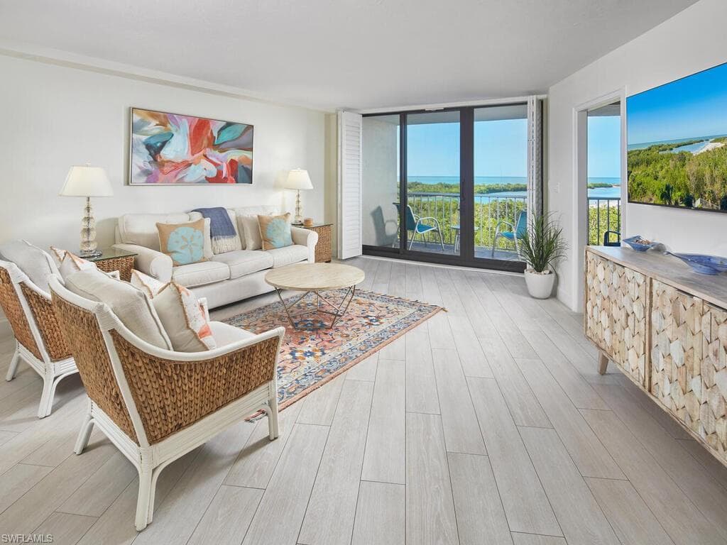440 Seaview Ct 601, Marco Island, FL 34145-4