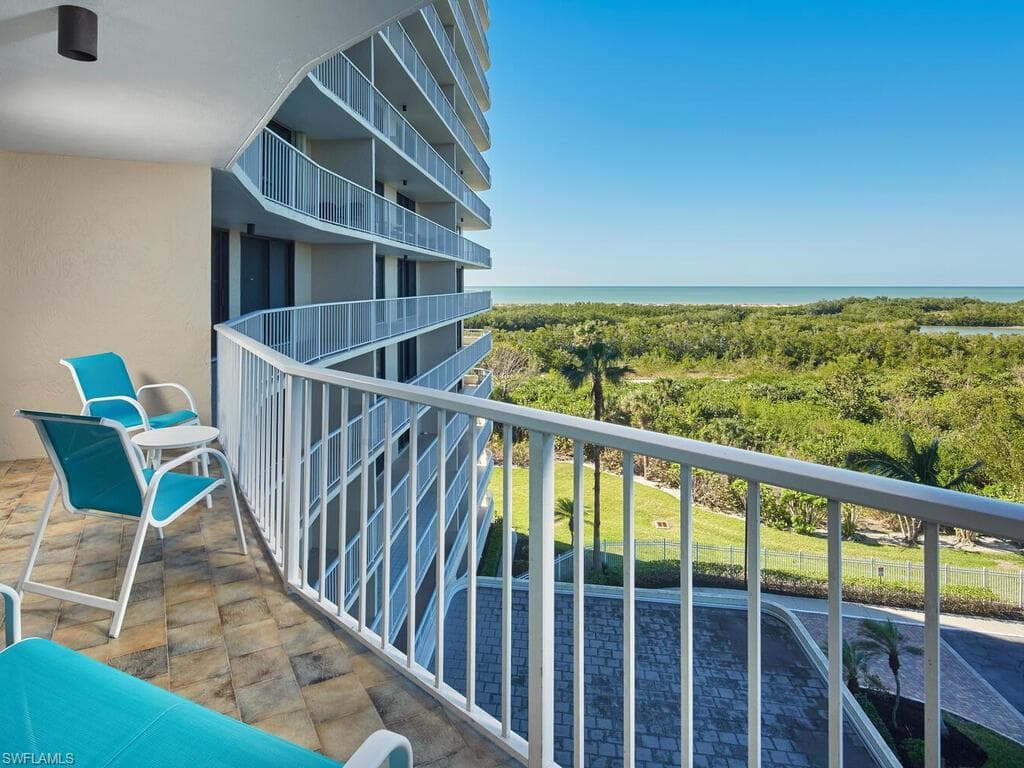 440 Seaview Ct 601, Marco Island, FL 34145-7