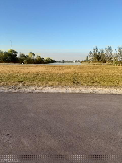 3115 5th Ter, Cape Coral, FL 33993-15