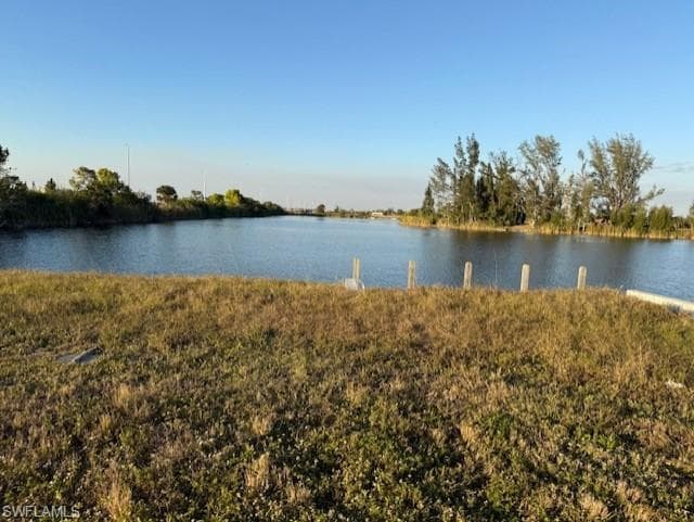 3115 5th Ter, Cape Coral, FL 33993-2
