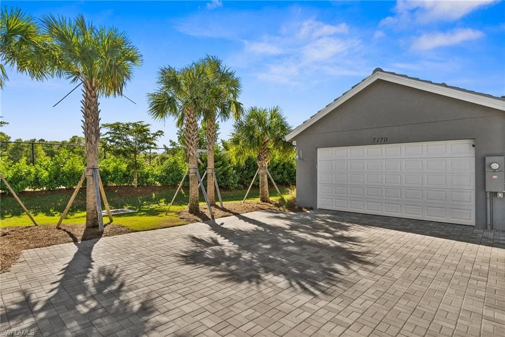7170 Saona Ct, Naples, FL 34113-34