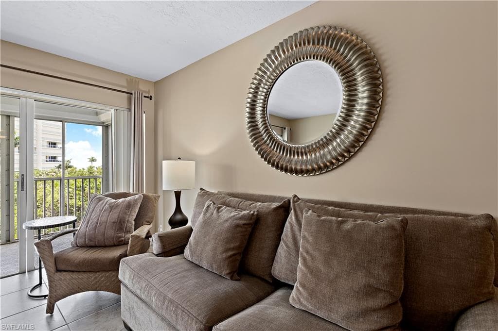 1 Bluebill Ave 409, Naples, FL 34108-14
