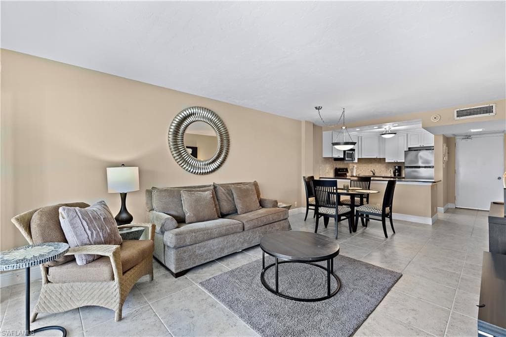 1 Bluebill Ave 409, Naples, FL 34108-7