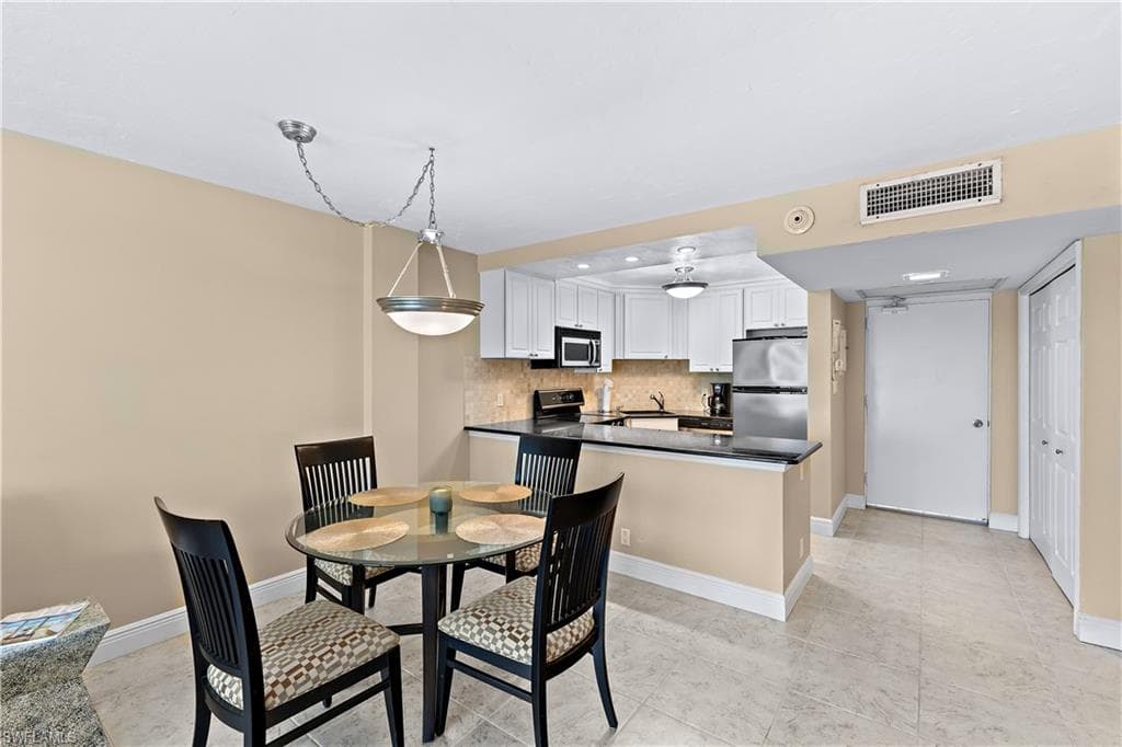 1 Bluebill Ave 409, Naples, FL 34108-8