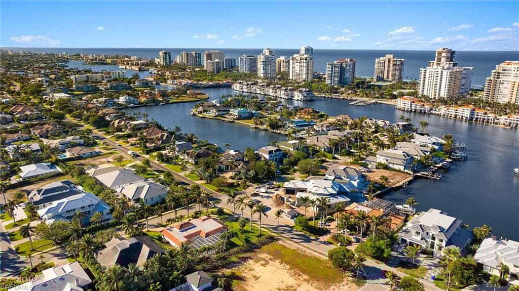 503 Neapolitan Way, Naples, FL 34103-45