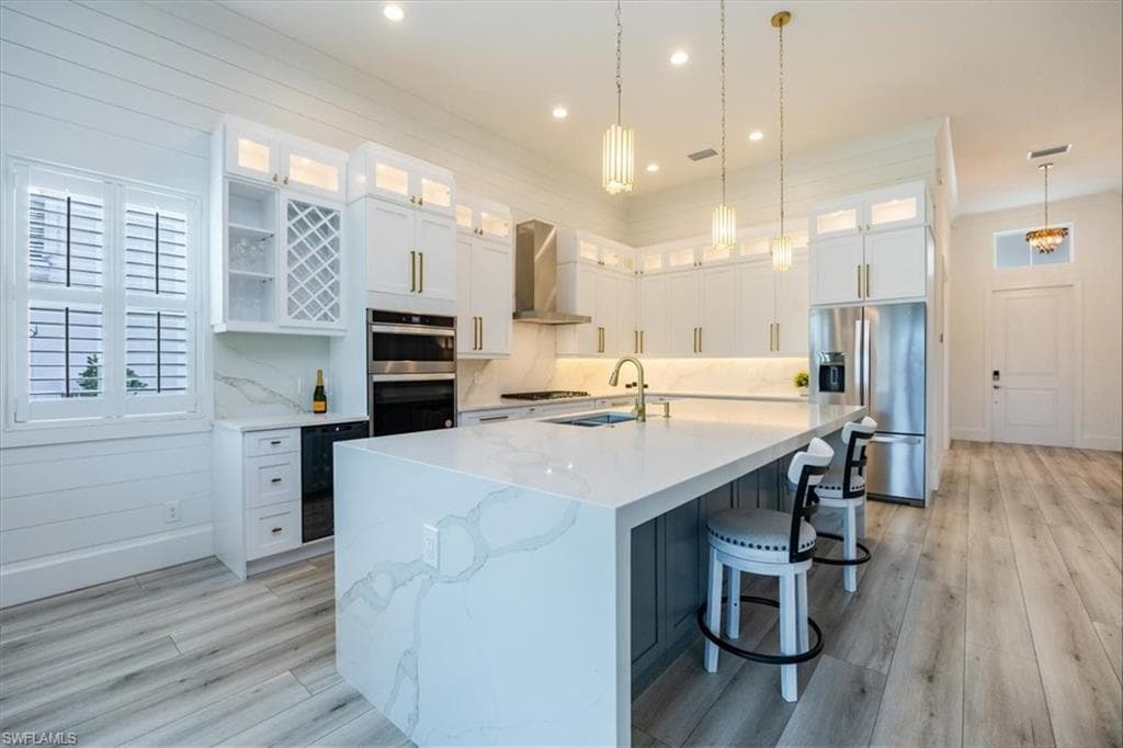 9088 Caicos Way, Naples, FL 34114-7