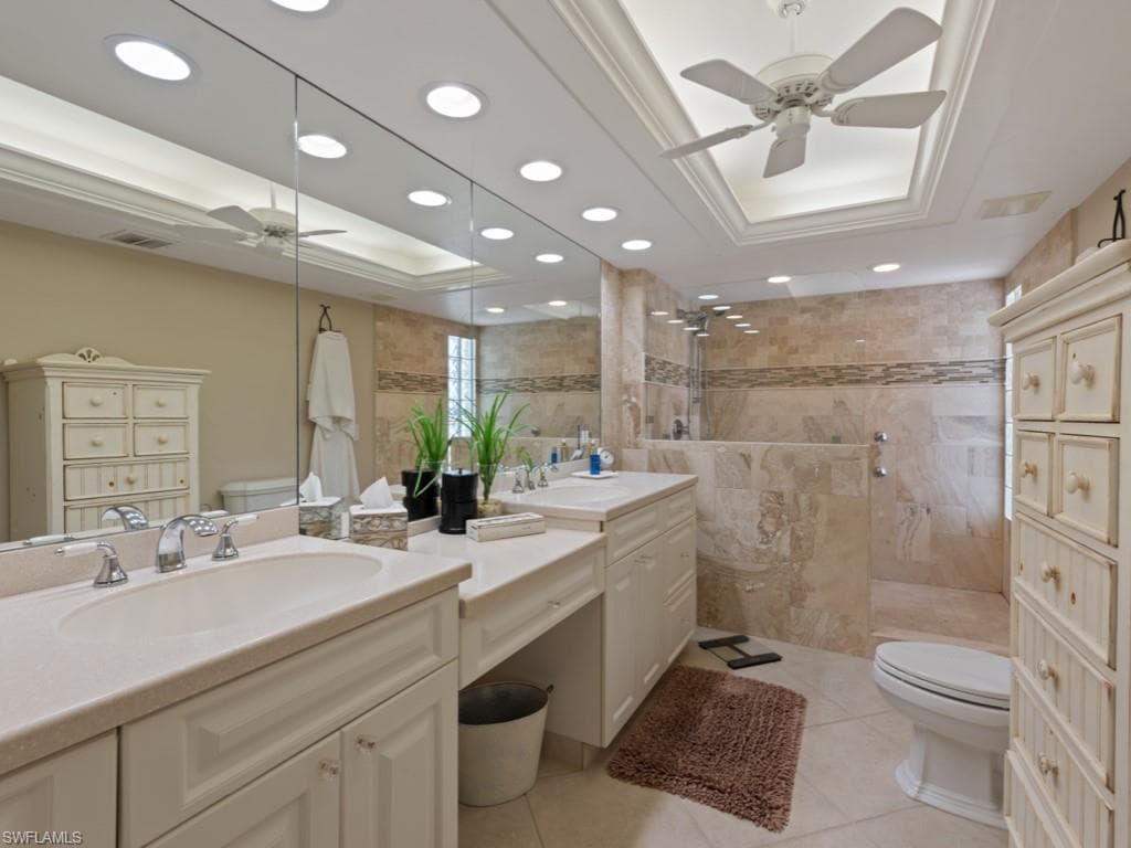 848 Collier Ct 305, Marco Island, FL 34145-19