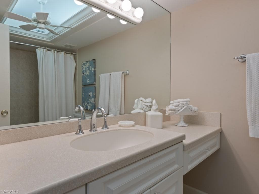 848 Collier Ct 305, Marco Island, FL 34145-21
