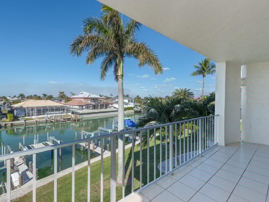 848 Collier Ct 305, Marco Island, FL 34145-28