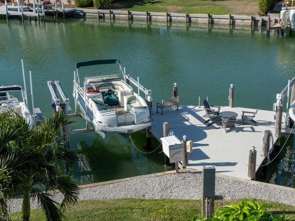 848 Collier Ct 305, Marco Island, FL 34145-40