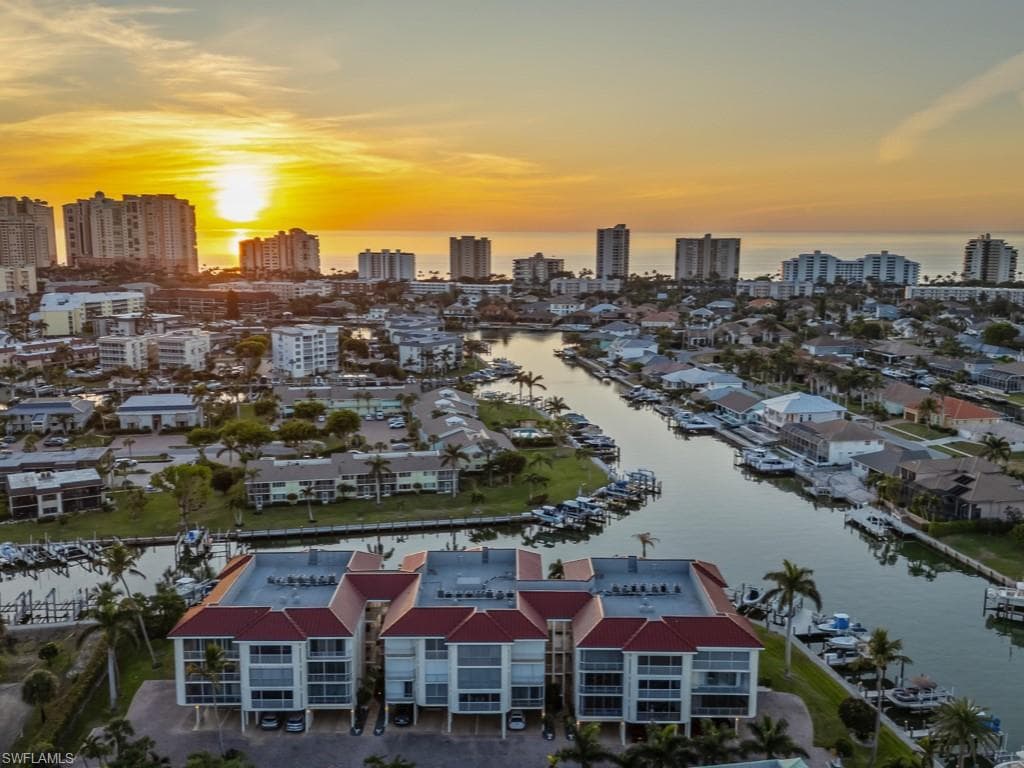 848 Collier Ct 305, Marco Island, FL 34145-45