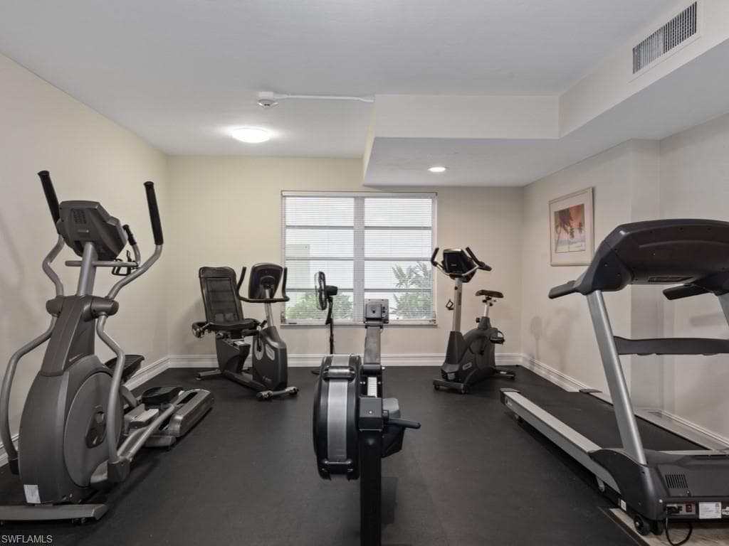 848 Collier Ct 305, Marco Island, FL 34145-48