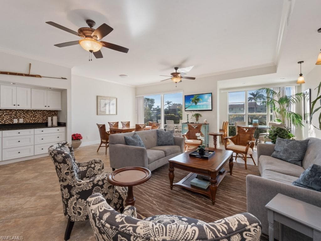 848 Collier Ct 305, Marco Island, FL 34145-49