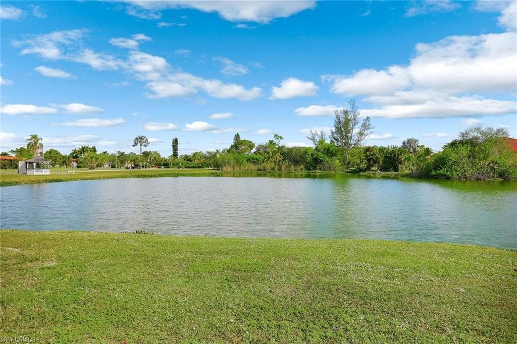 12261 Isabella Dr, Bonita Springs, FL 34135-23