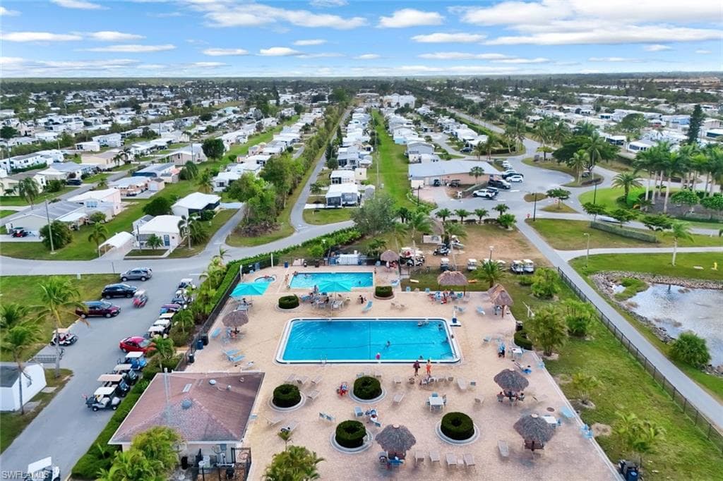 12261 Isabella Dr, Bonita Springs, FL 34135-34