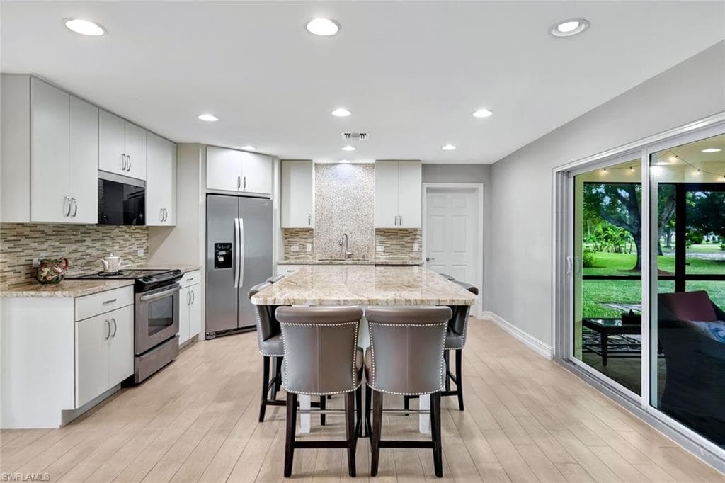 12261 Isabella Dr, Bonita Springs, FL 34135-7