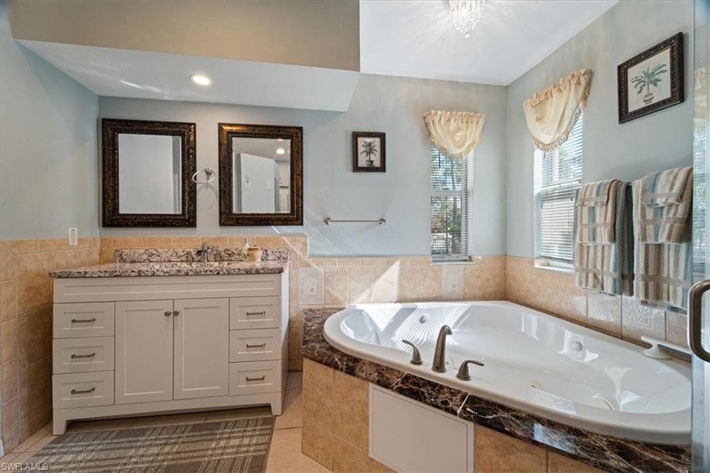 590 6th St NE, Naples, FL 34120-21