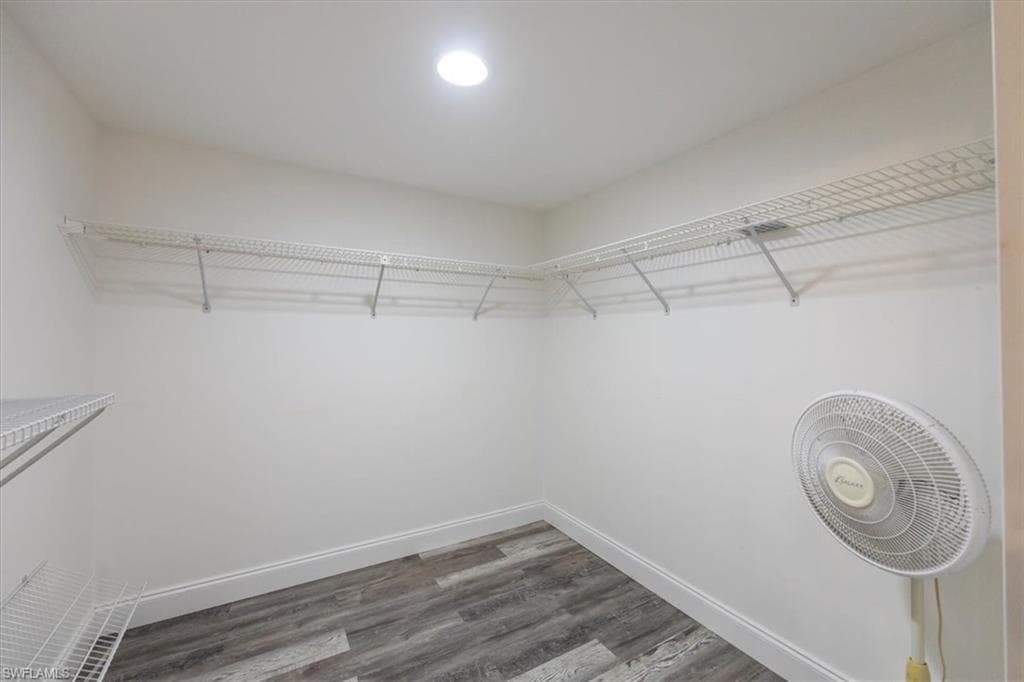 3036 Kings Lake Blvd 7564, Naples, FL 34112-14