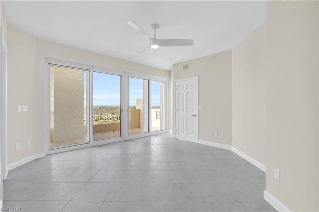 7117 Pelican Bay Blvd Ph-16, Naples, FL 34108-29
