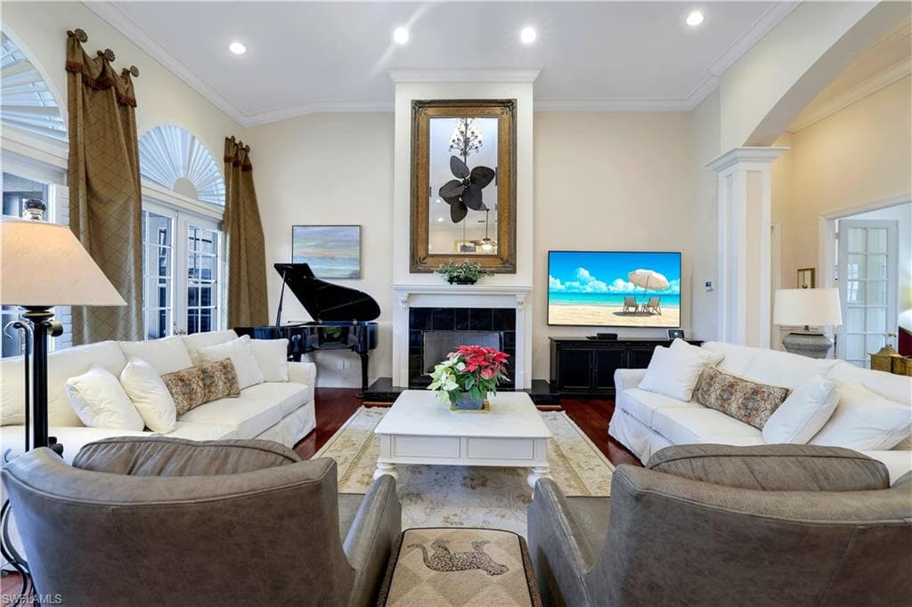 940 Sea Oats Ct, Marco Island, FL 34145-7