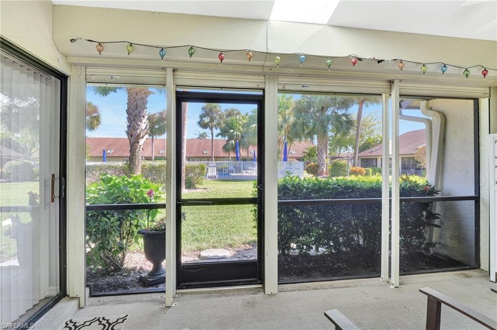 10744 Regent Cir 804, Naples, FL 34109-14