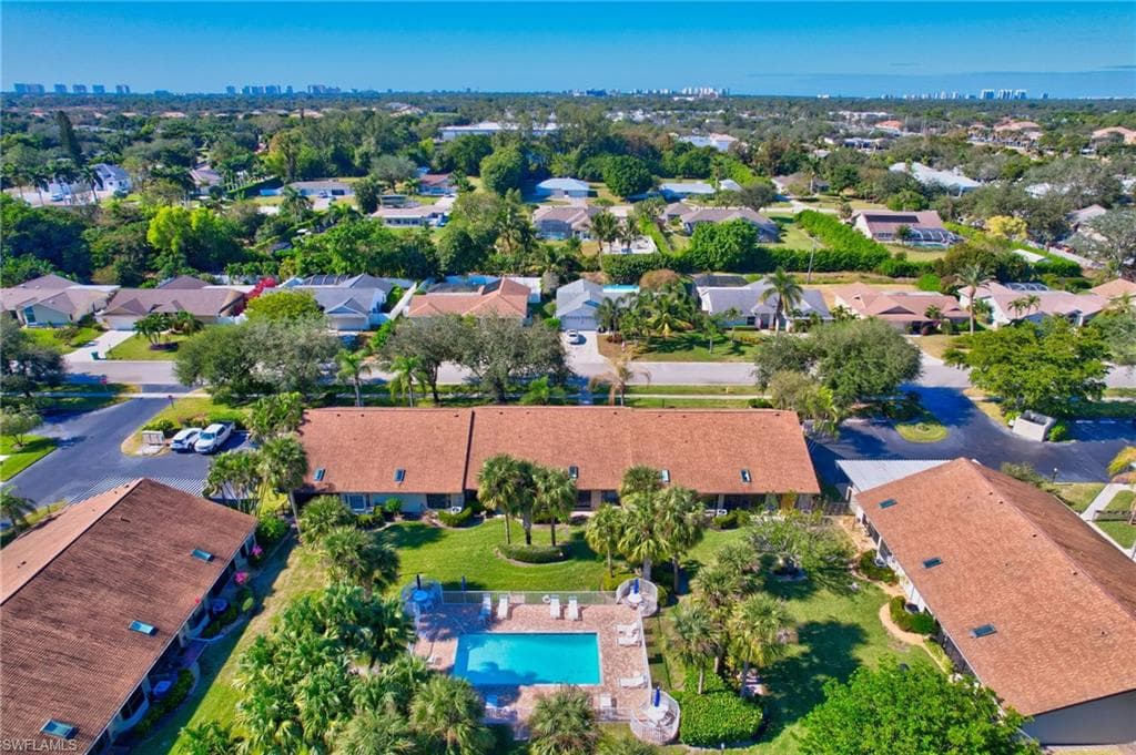 10744 Regent Cir 804, Naples, FL 34109-29