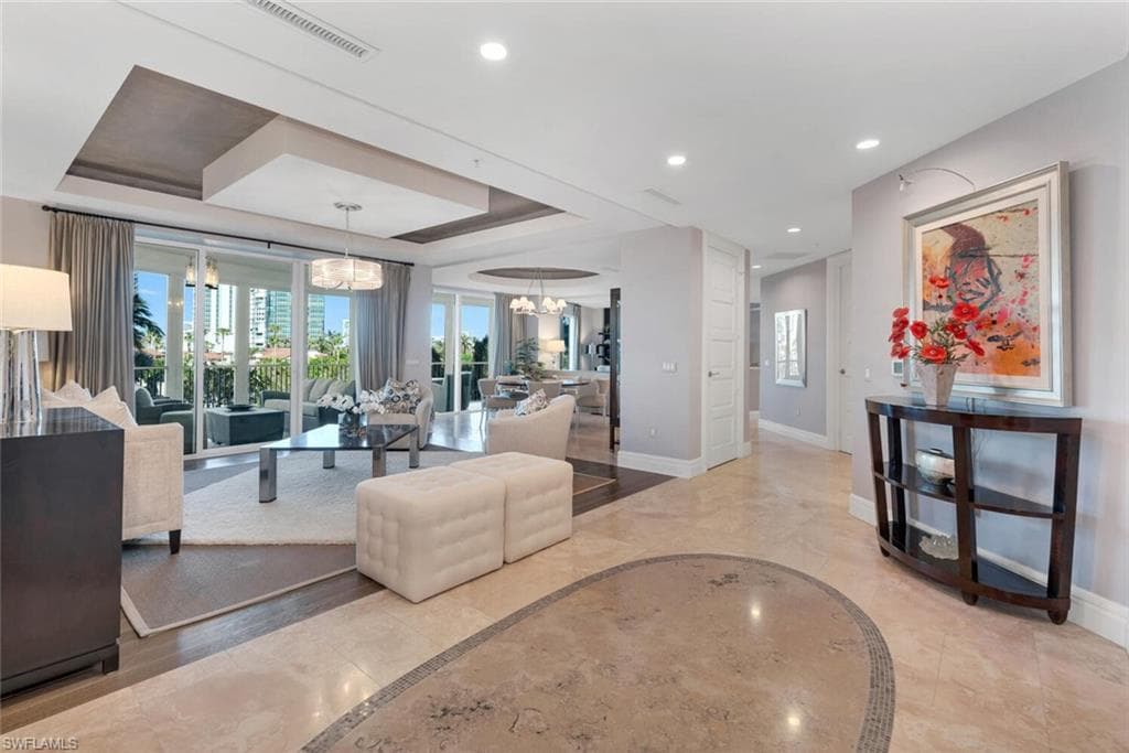 4501 Gulf Shore Blvd N 404, Naples, FL 34103-1