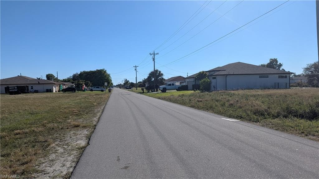 1420 Santa Barbara Pl, Cape Coral, FL 33991-6