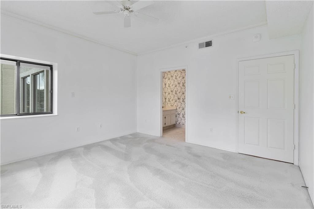 201 Arbor Lake Dr 204, Naples, FL 34110-20