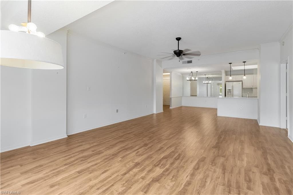 201 Arbor Lake Dr 204, Naples, FL 34110-8