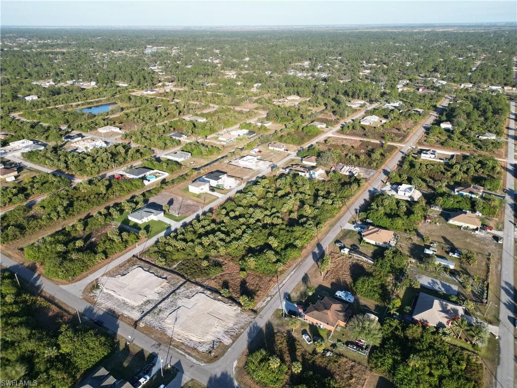 724 Cane St E, Lehigh Acres, FL 33974-5