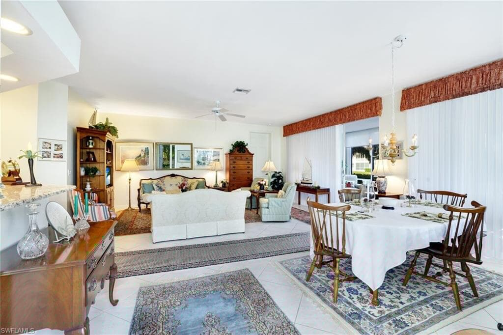 5080 Yacht Harbor Cir 103, Naples, FL 34112-9
