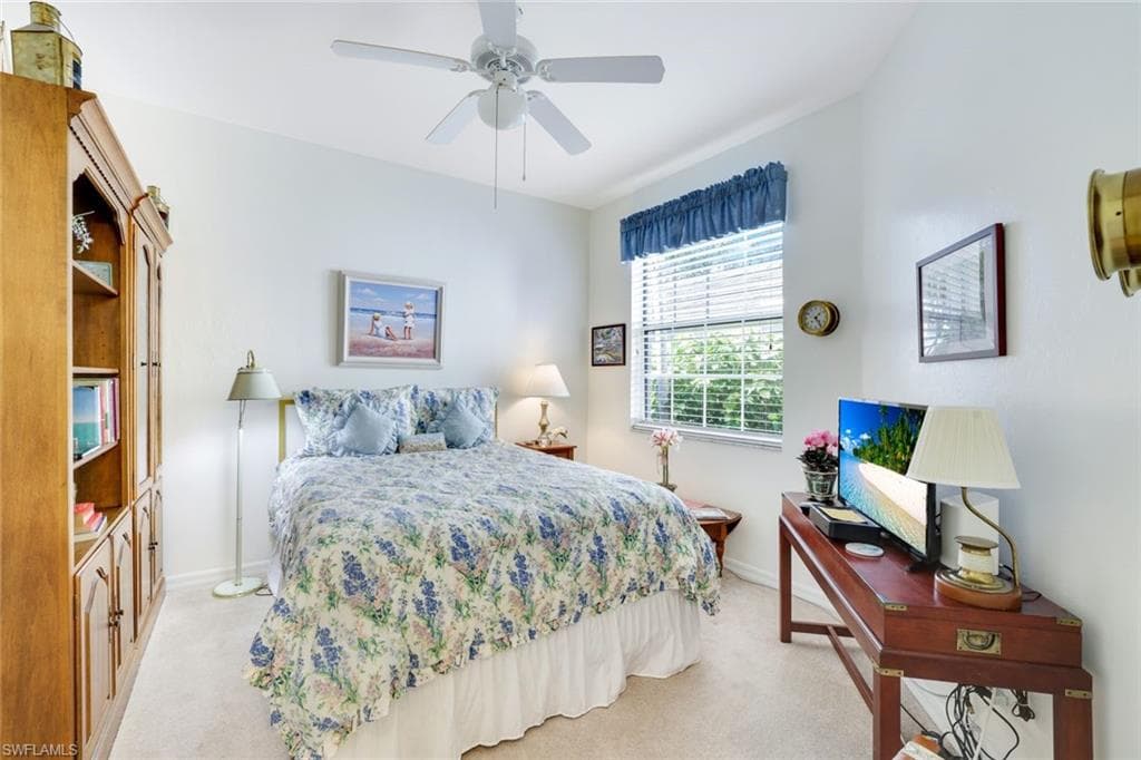 5080 Yacht Harbor Cir 103, Naples, FL 34112-17