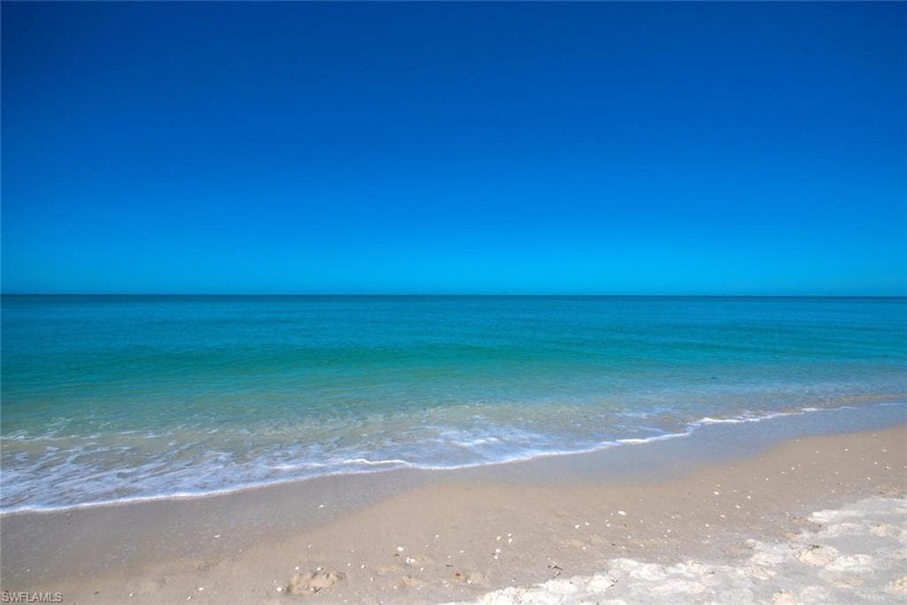 2500 Gulf Shore Blvd N S10, Naples, FL 34103-28
