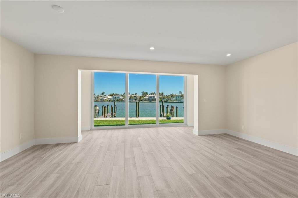 2500 Gulf Shore Blvd N S10, Naples, FL 34103-3