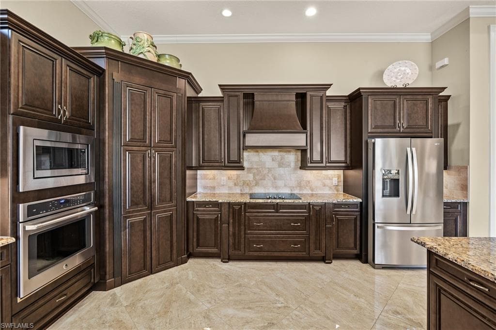12449 Lockford Ln, Naples, FL 34120-4
