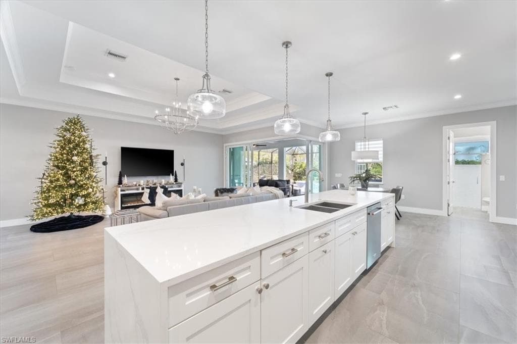 27289 Rue De Paix, Bonita Springs, FL 34135-9