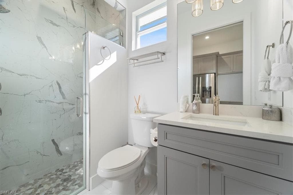 27289 Rue De Paix, Bonita Springs, FL 34135-36