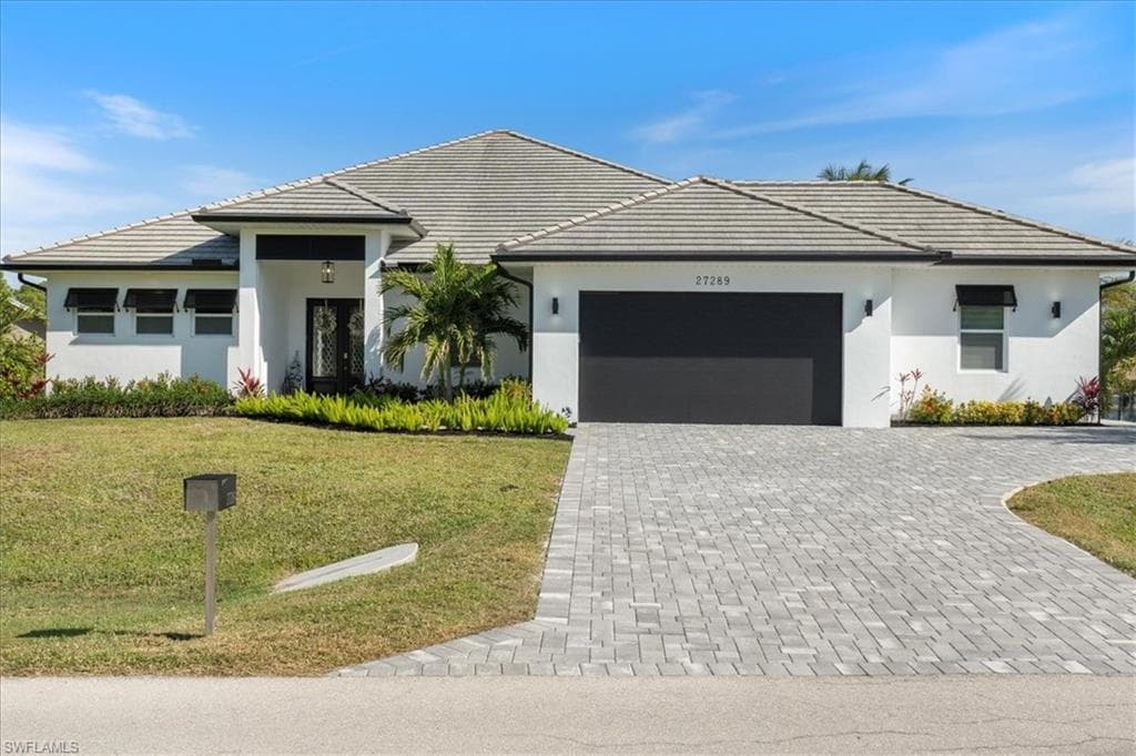 27289 Rue De Paix, Bonita Springs, FL 34135-6