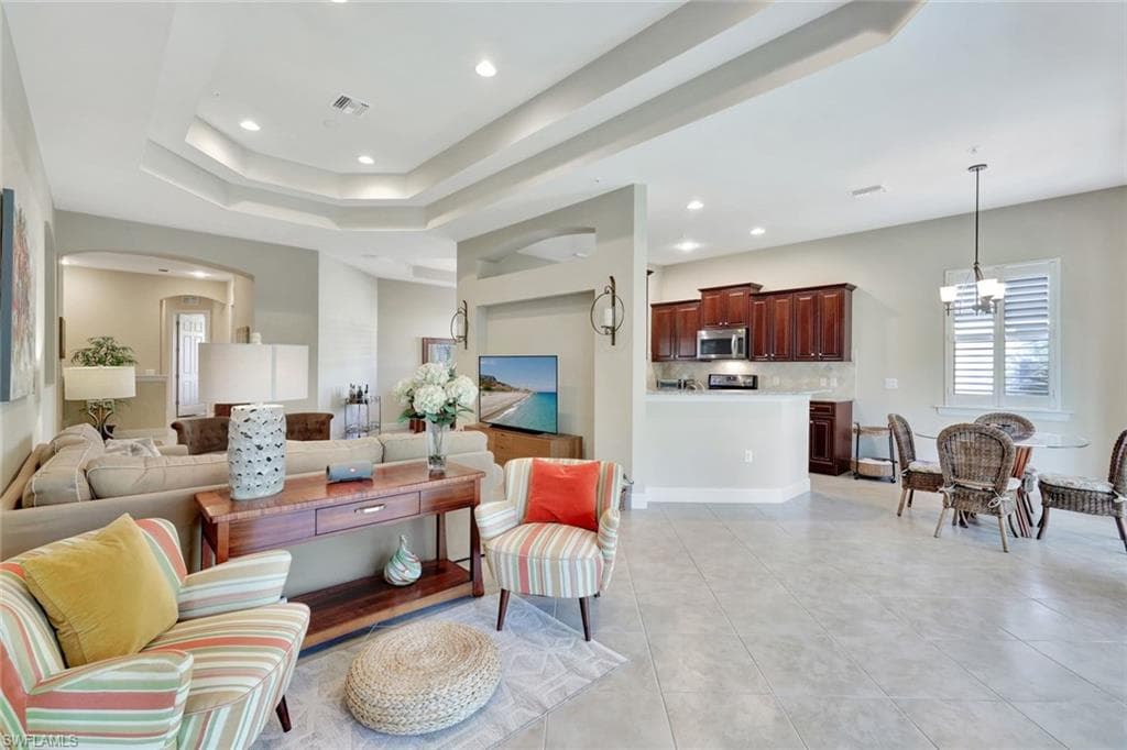 9532 Ironstone Ter 201, Naples, FL 34120-10