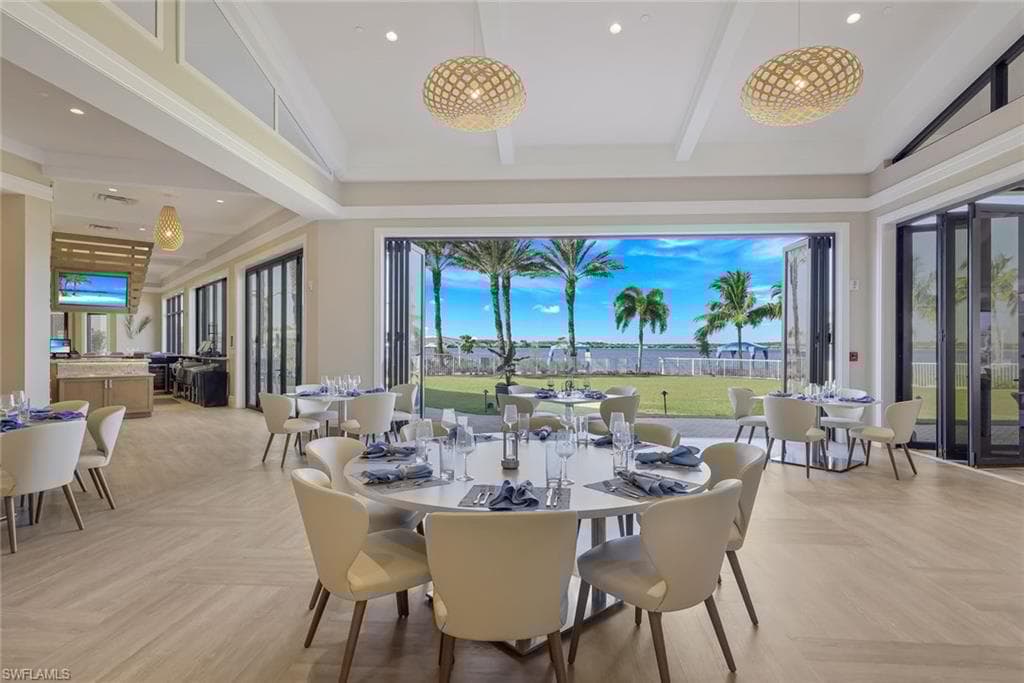 9532 Ironstone Ter 201, Naples, FL 34120-35