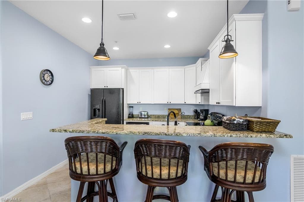 8949 Malibu St 303, Naples, FL 34113-11