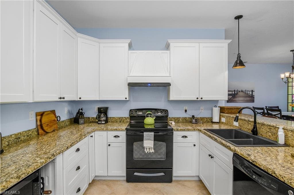 8949 Malibu St 303, Naples, FL 34113-14