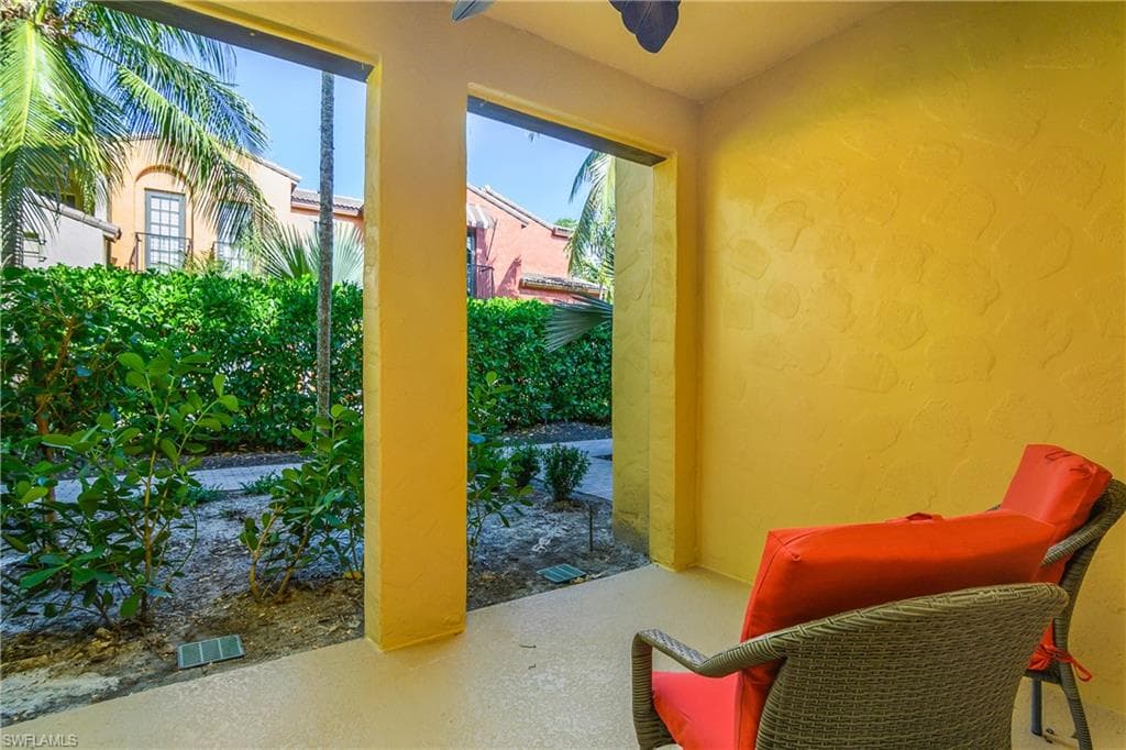 8949 Malibu St 303, Naples, FL 34113-22