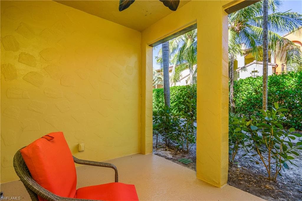 8949 Malibu St 303, Naples, FL 34113-23