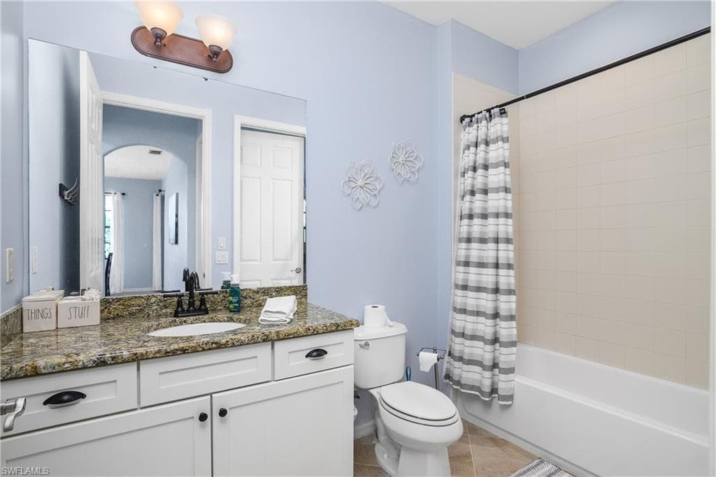 8949 Malibu St 303, Naples, FL 34113-26