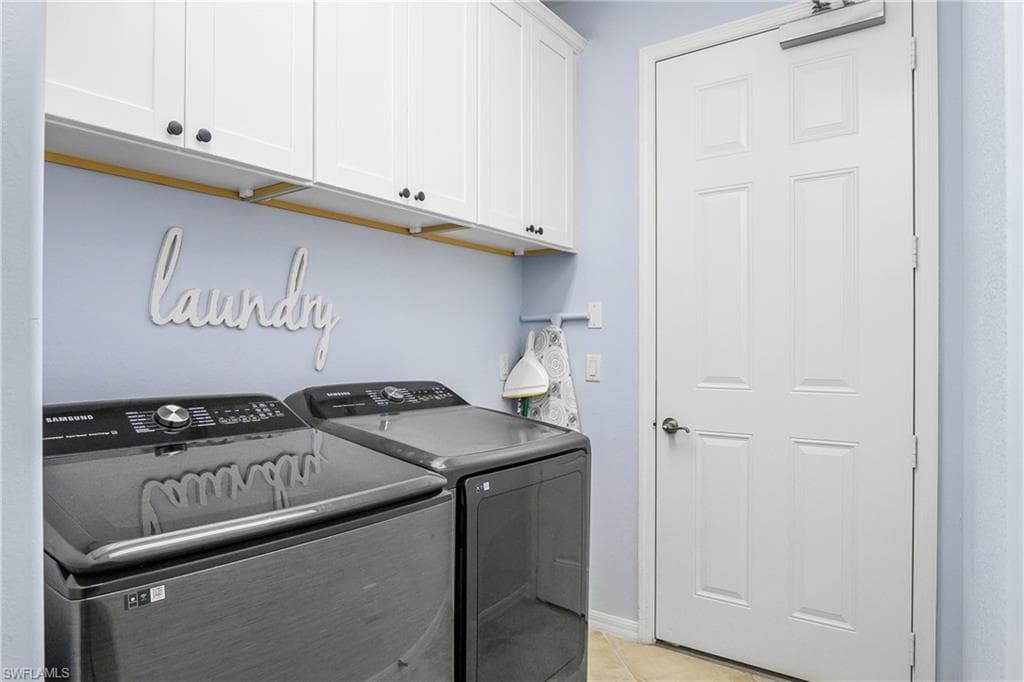 8949 Malibu St 303, Naples, FL 34113-28